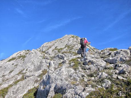 TROBANIELLO - SOBRE EL TAMBARON - VALLE LA FOIX