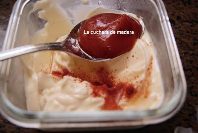 AGUACATES CON LANGOSTINOS