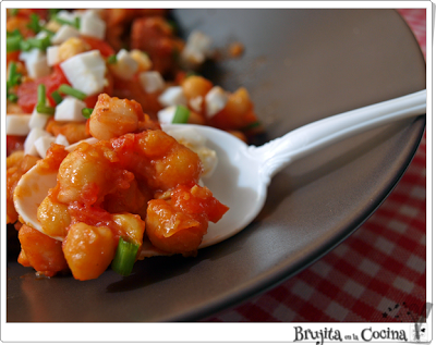 Garbanzos fritos con chorizo