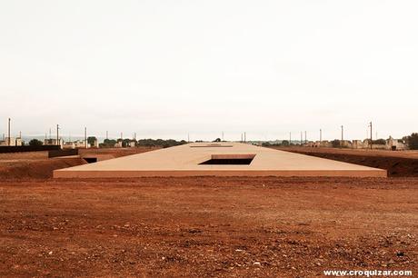 RIV-005-monumento conmemorativo Rivesaltes-5