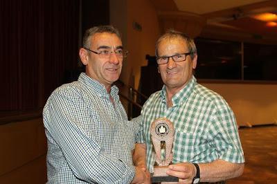 LOS VETERANOS DEL FÚTBOL GALLEGO LE VEN EL 