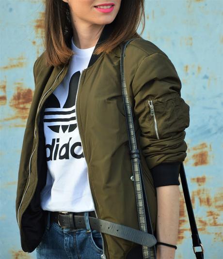 http://lookfortime.blogspot.com.es/2016/04/bomber-love.html#more