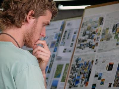 Santiago Borlasca: Un Casa en el Tigre Inspirada en la Biblioteca de Tama