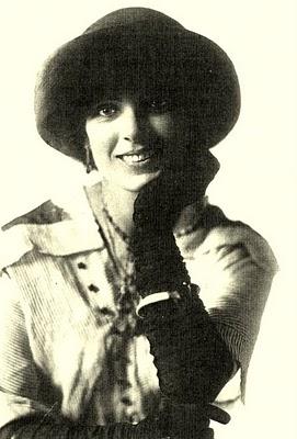 Tres pioneros de hace casi cien años; el cine, la aventura y una Navidad.