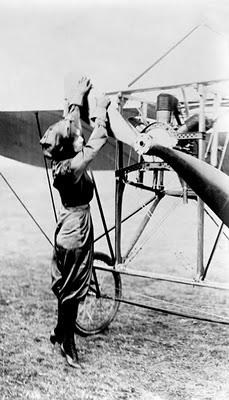 Tres pioneros de hace casi cien años; el cine, la aventura y una Navidad.