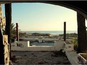 Camping playa abandonado