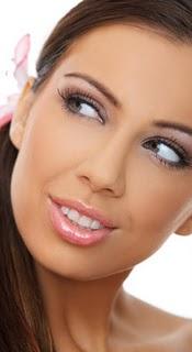 COMO AGRANDAR LOS OJOS CON MAQUILLAJE