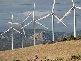 La eólica es un buen negocio para la economía y el consumidor