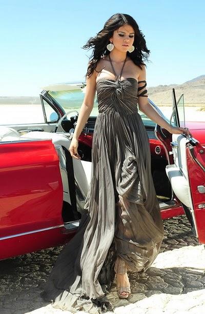 Selena Gomez en un Catherine Deane dress