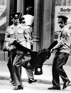 Denunciando a escondidas, je, je