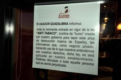 El dueño de un asador marbellí y la ley anti-tabaco