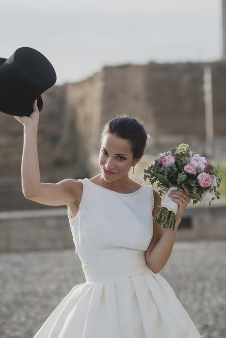 LAIA y  EDGAR: UNA ELEGANTE BODA CON CHISTERA