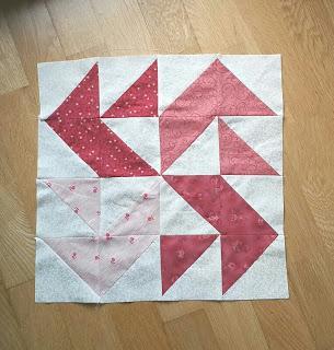 Bloque 4: Quilt half square triangle