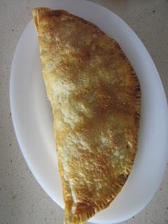 CRESTA GIGANTE DE MANZANA, CANELA Y SEMILLAS DE SÉSAMO AL JENGIBRE.