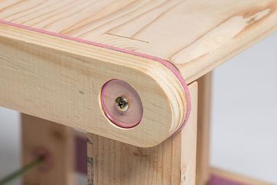 Diseño coreano: de pallets usados a originales sillas.