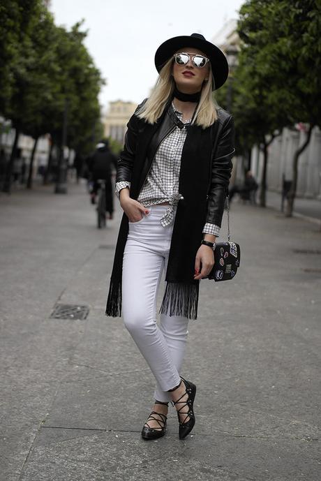 BLACK & WHITE BLACK & WHITE