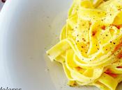 Tallarines cacio pepe