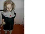 Muñeca poseida supuestamente Demonio hace famosa Internet