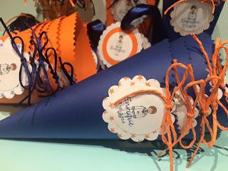 Recordatorios y detalles de comunión niño