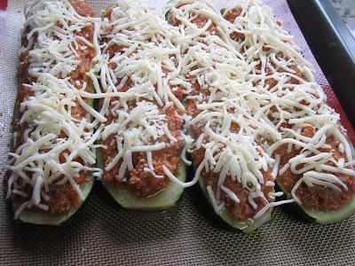 Calabacines a la boloñesa