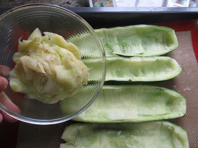 Calabacines a la boloñesa