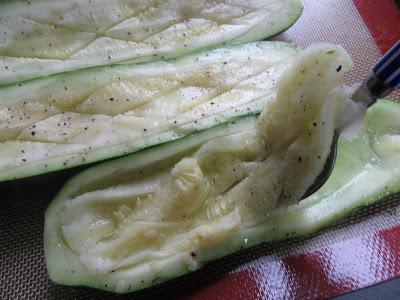 Calabacines a la boloñesa