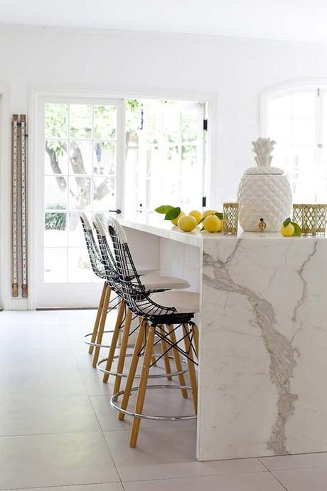 Deco: Cocinas con mármol blanco