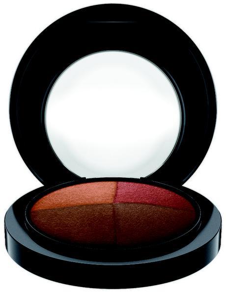 MAC_MineralizeSkinfinishPinwheelsNatural_NaturallyEnhanced_white_300dpiCMYK_1