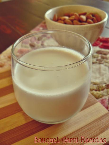 Leches vegetales. Leche de almendras