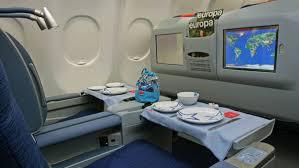 Air Europa con nuevos menús más saludables en sus vuelos