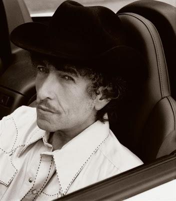 Escucha el primer single del nuevo disco de Bob Dylan con versiones de Frank Sinatra