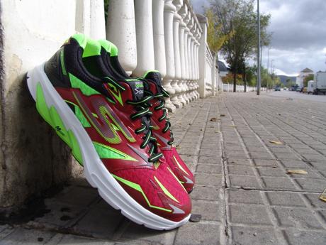 skechers go run strada opinion