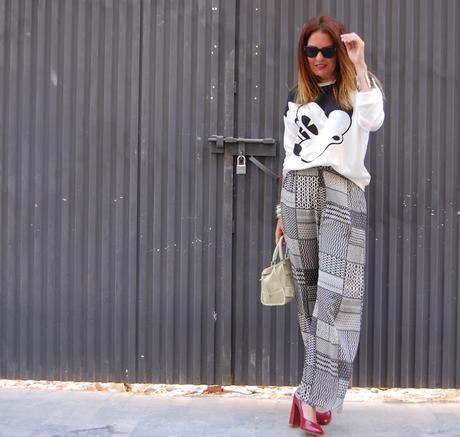 pANTALÓN pIJAMA + pRINT aNIMADO #nOUNIFORMES pANTALÓN pIJAMA + pRINT aNIMADO #nOUNIFORMES