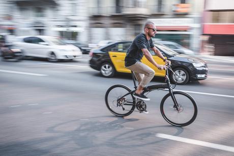 Tern Eclipse X22, una lujosa opción en un modelo plegable que logra asimilar la conducción de una bicicleta estándar Tern Eclipse X22, una lujosa opción en un modelo plegable que logra asimilar la conducción de una bicicleta estándar
