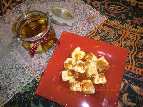 Queso marinado picante