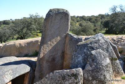 Dolmen de Lácara
