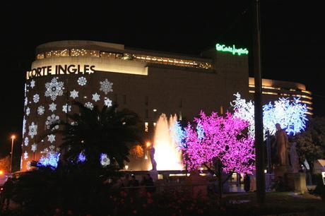 BARCELONA SE VISTE DE NAVIDAD BARCELONA SE VISTE DE NAVIDAD