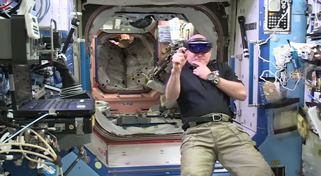 Ingenieros de la NASA avanzan en la exploración de Marte con las gafas HoloLens microsoft-hololens-nasa-scottkelly.png