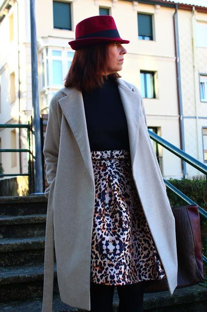 MIS LOOKS - FALDA ANIMAL PRINT