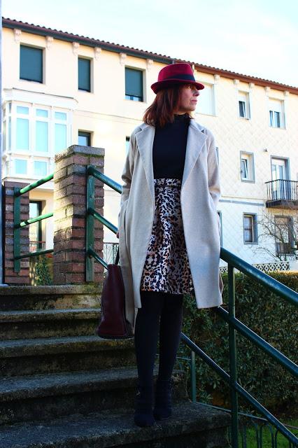 MIS LOOKS - FALDA ANIMAL PRINT