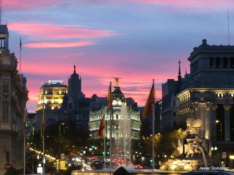 Edificio Metropolis desde la Cibeles