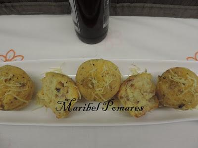 Muffins salados de queso y bacon.