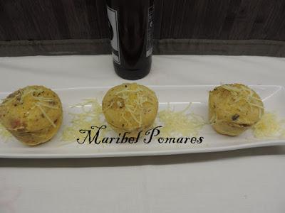 Muffins salados de queso y bacon.