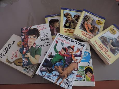 ENSALADA DE FRUTAS CON REQUESON Y MERMELADA DE CEREZAS #entrelibrosandaelguiso ENSALADA DE FRUTAS CON REQUESON Y MERMELADA DE CEREZAS #entrelibrosandaelguiso