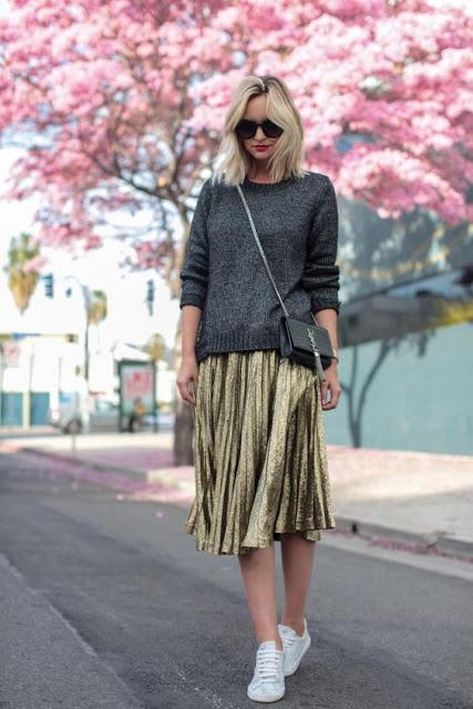 STREET STYLE INSPIRATION; PLEATED MIDI SKIRT.-