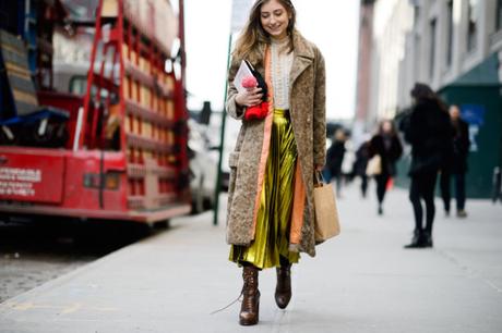 STREET STYLE INSPIRATION; PLEATED MIDI SKIRT.-