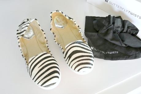 BUTTERFLY TWISTS | BAILARINAS PARA VESTIR TUS PIES ESTE VERANO.