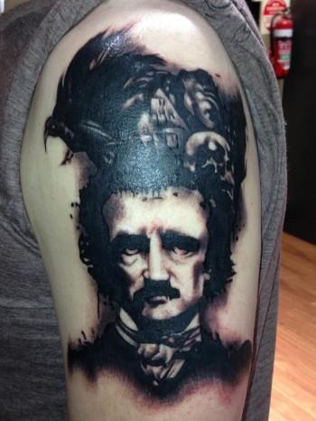 Book & Tattoos: Homenaje a un genio de la literatura, Edgar Allan Poe.