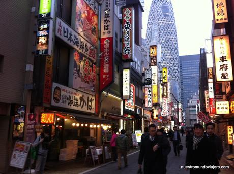 Tokio; la noche de Shinjuku y Kabukicho