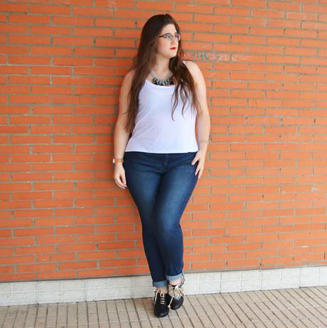 OOTD ~ Capa sin Mangas & Zapatos personalizados ~ Curvy Girl